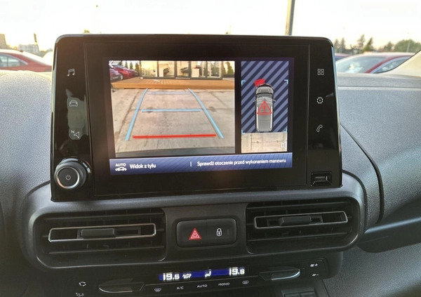 Toyota Proace City Verso cena 104900 przebieg: 76614, rok produkcji 2020 z Janowiec Wielkopolski małe 277
